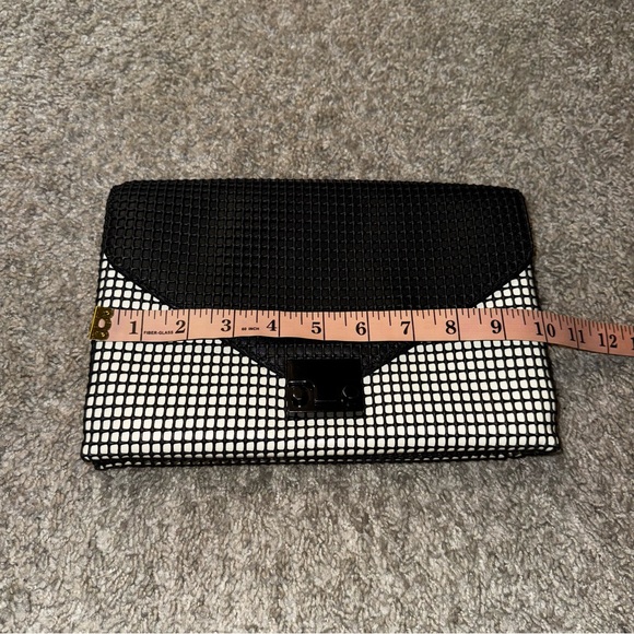 Loeffler Randall Black and White clutch - Picture 4 of 7